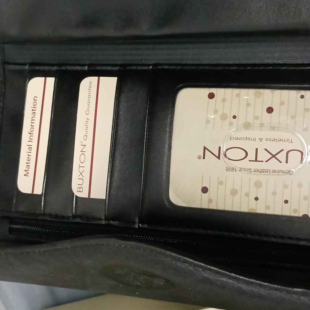 Wallet - Picture 9 of 15